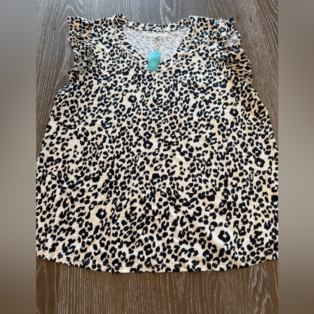 Maurices Black and White Animal Print Short Sleeve Top